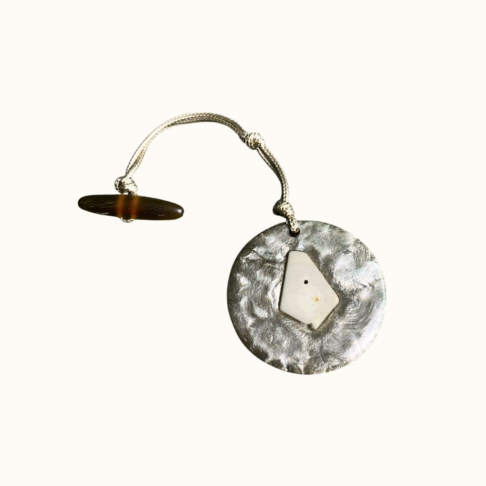 Bag Charm Shell Round