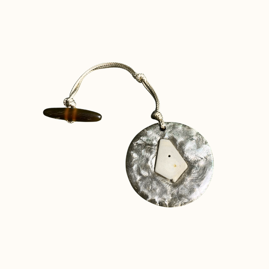 Bag Charm Shell Round