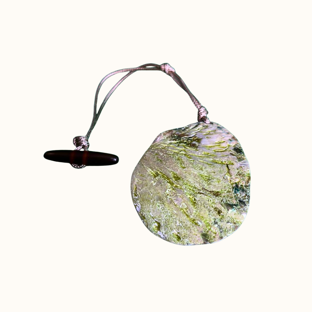 Bag Charm Shell Teardrop