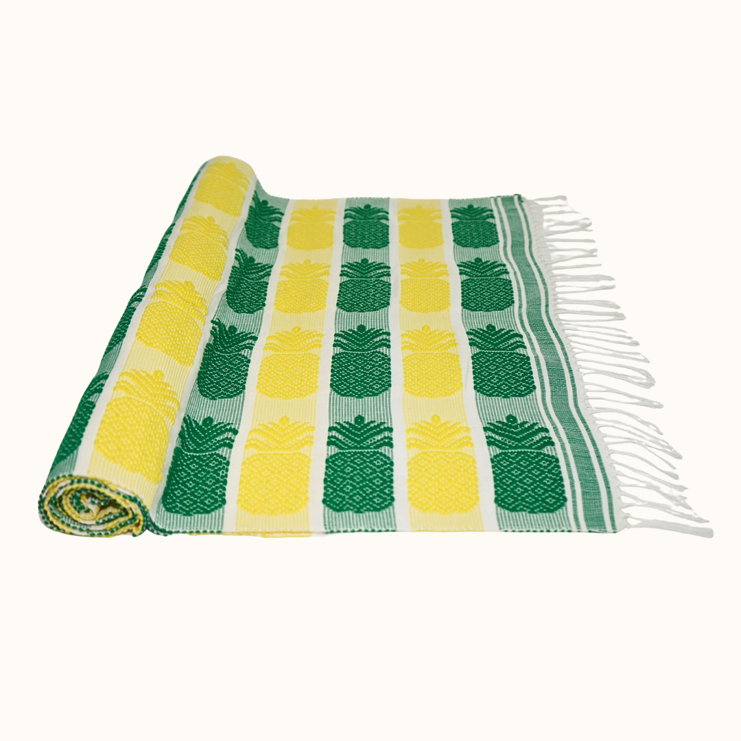 Pinya Table Runner