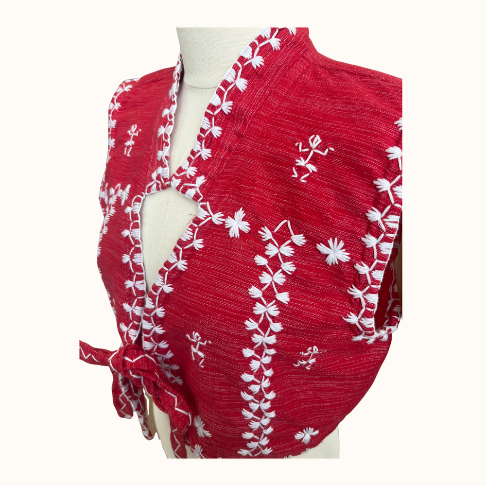 Tiniri Cropped Vest with Itneg Embroidery