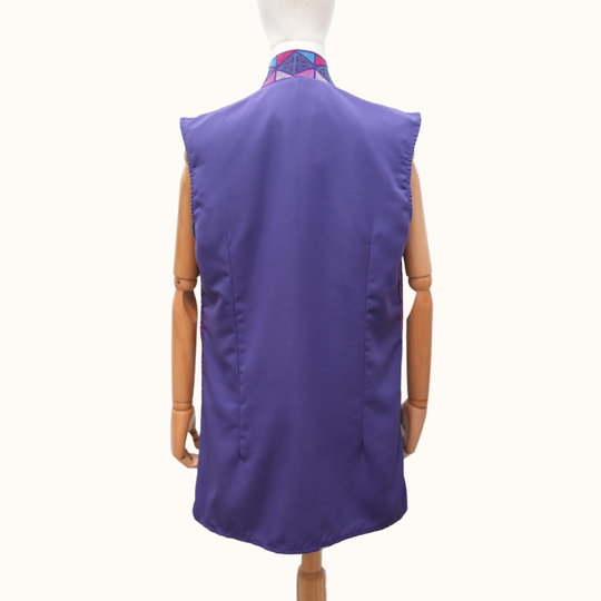Yakan Sleeveless Coat